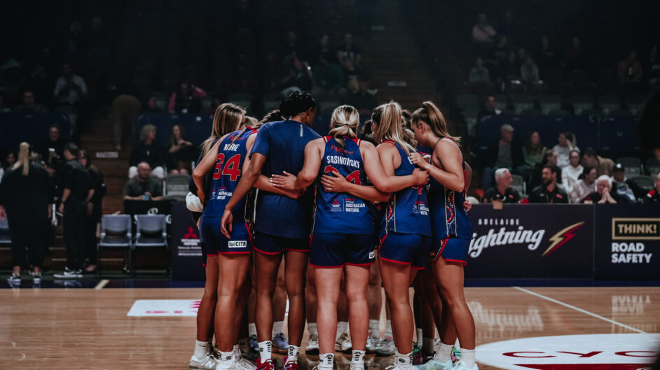 Adelaide Lightning Full Team Photo by Courtney Pedlar