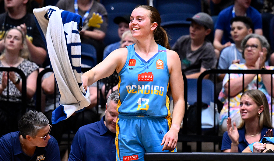 The Bendigo Spirit have re-signed Championship guard Abbey Wehrung for WNBL26.