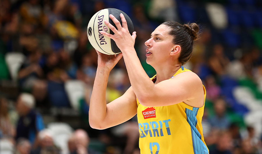 WNBL legend and Opals hero Mariana Tolo has re-signed with the Bendigo Spirit for the WNBL26 season.
